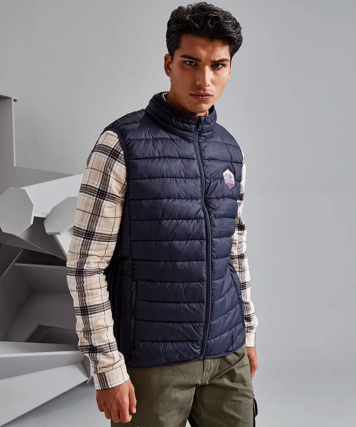 Black/Light Grey - Traverse padded gilet