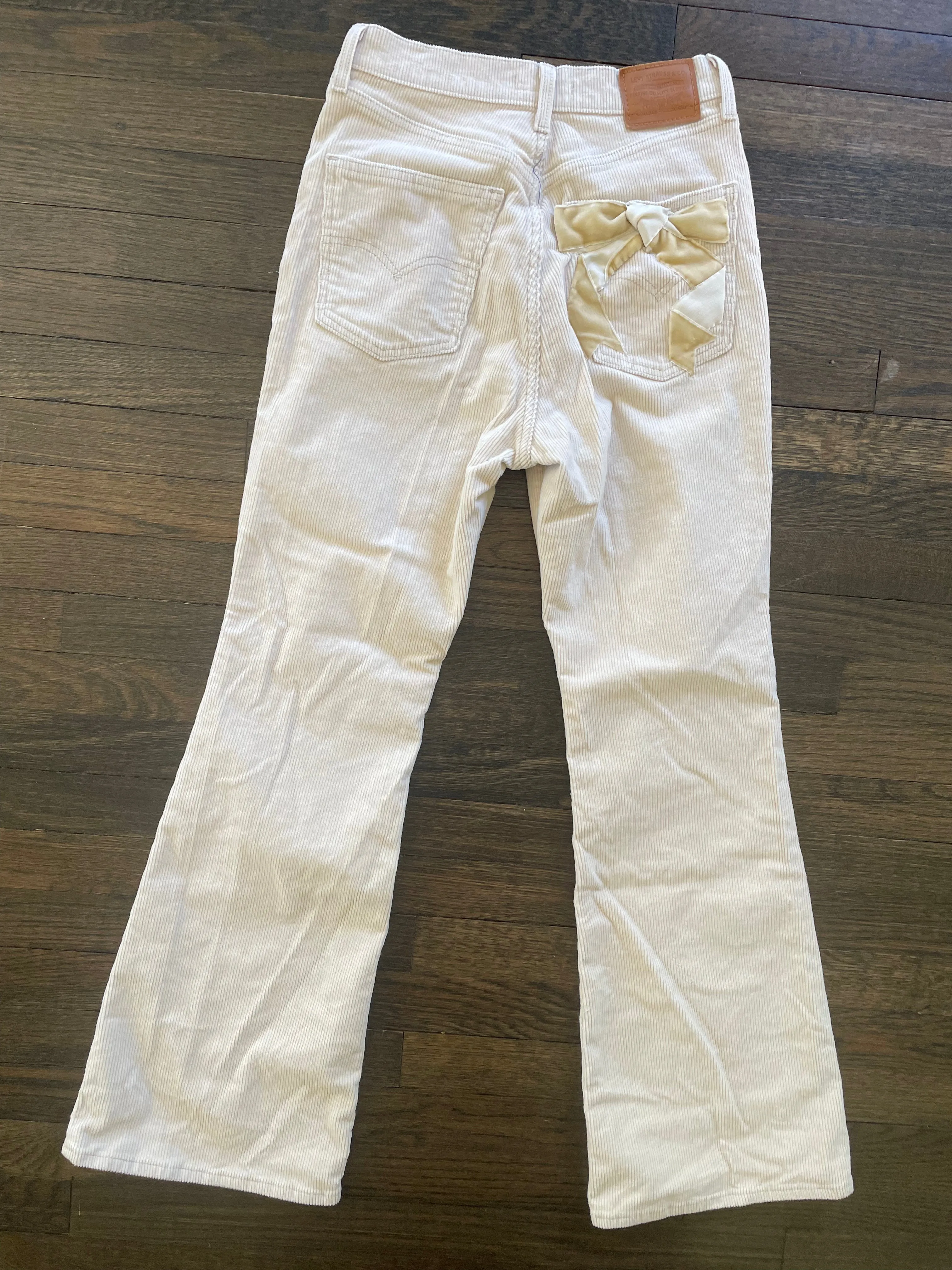 Corduroy Levi's 501 Bow Jeans