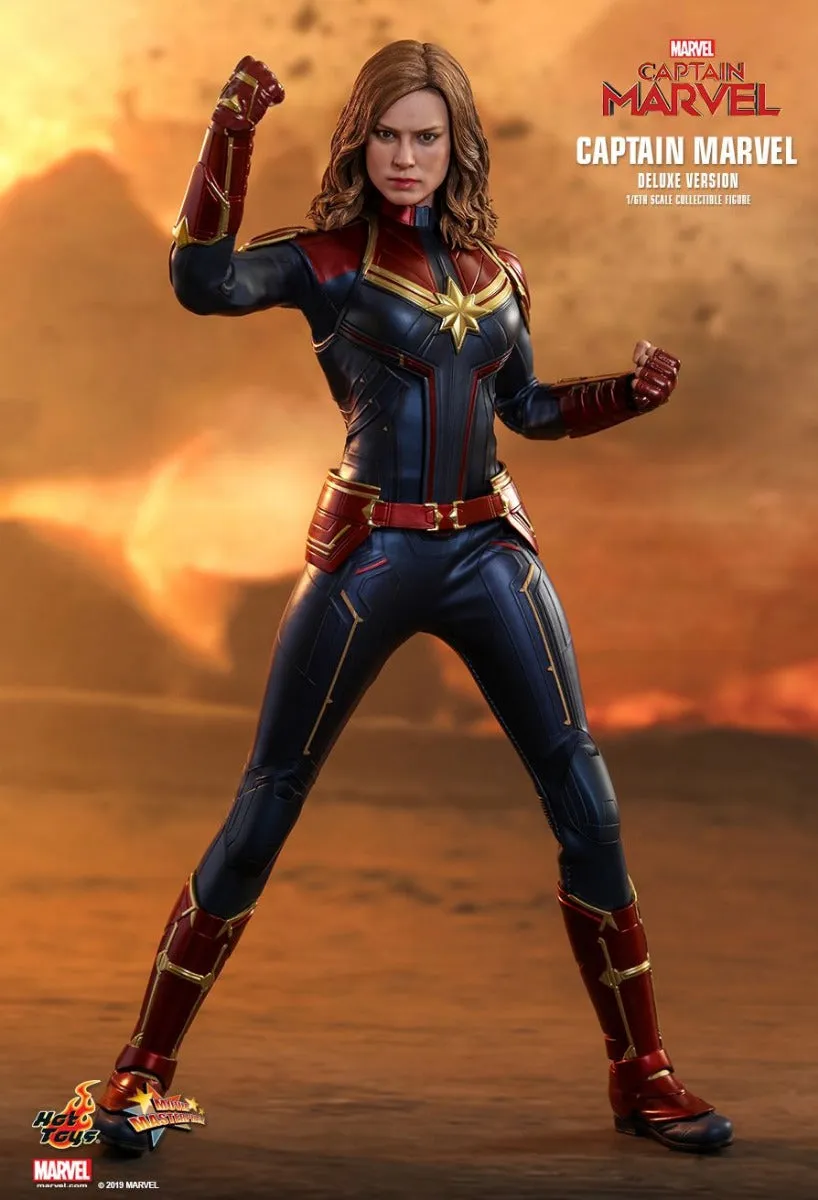 HOT TOYS CAPTAIN MARVEL DELUXE VERSION COLLECTIBLE FIGURE 1/6TH SCALE- MMS522