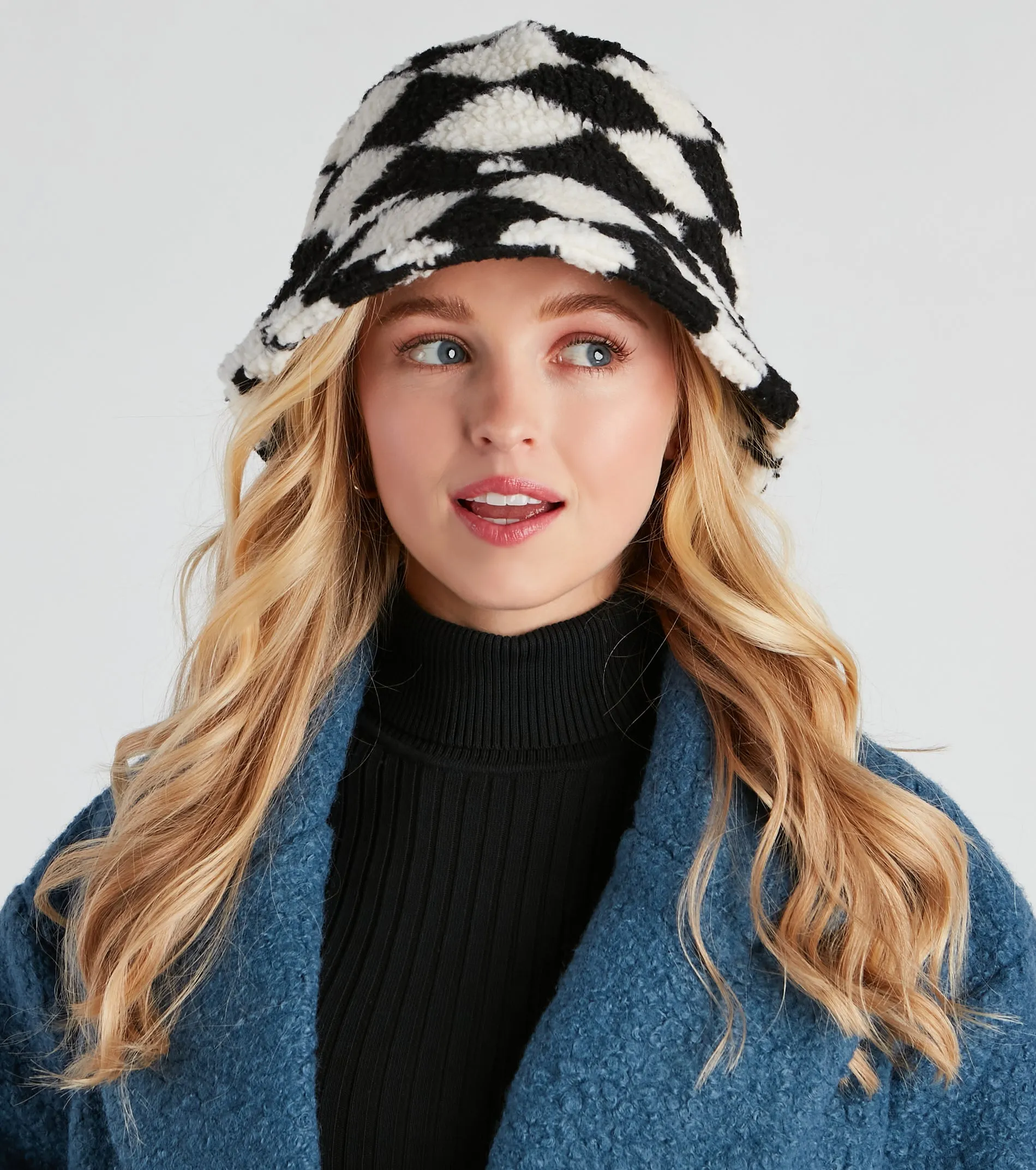 In Check Faux Sherpa Bucket Hat