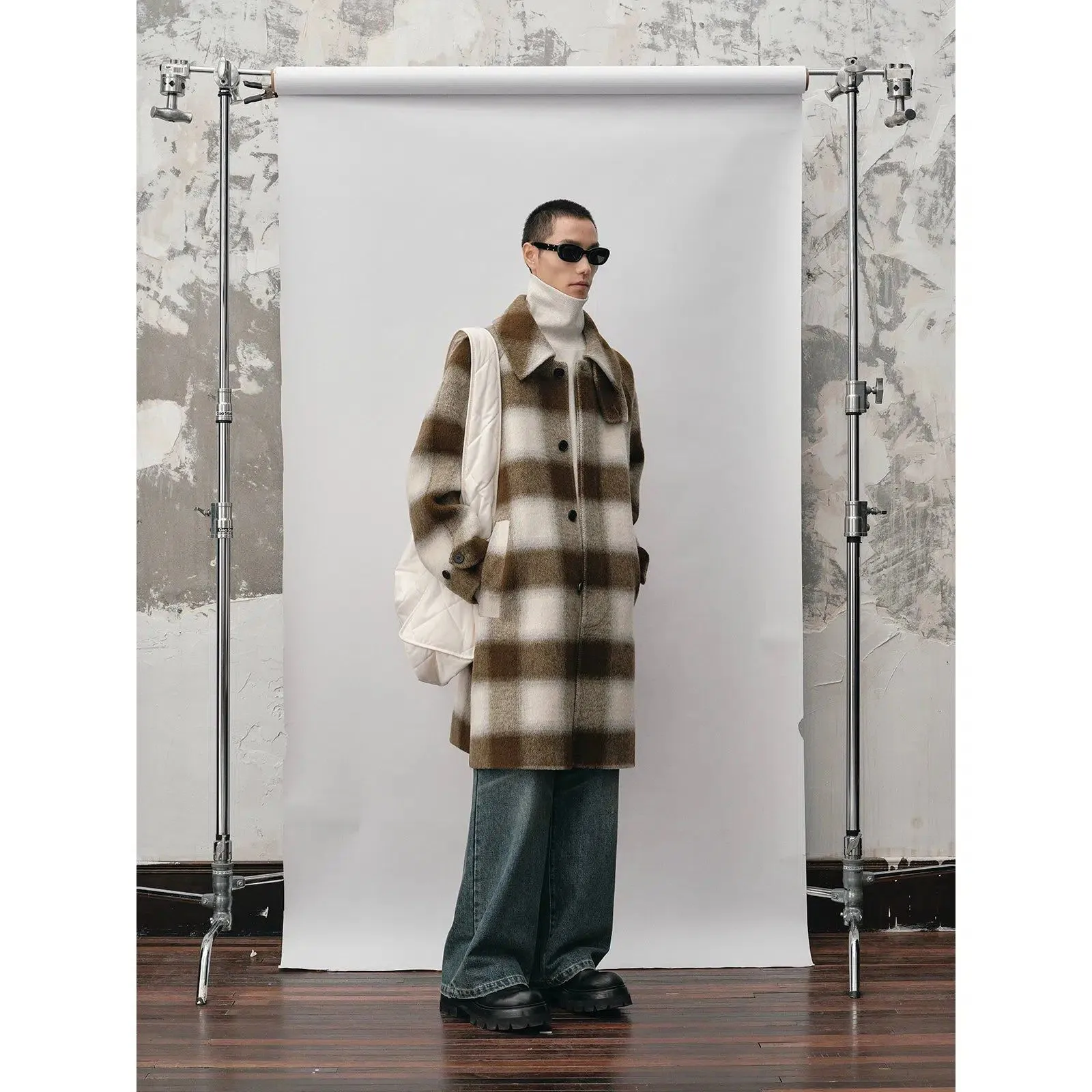 Long Coat With Wide Plaid Wool