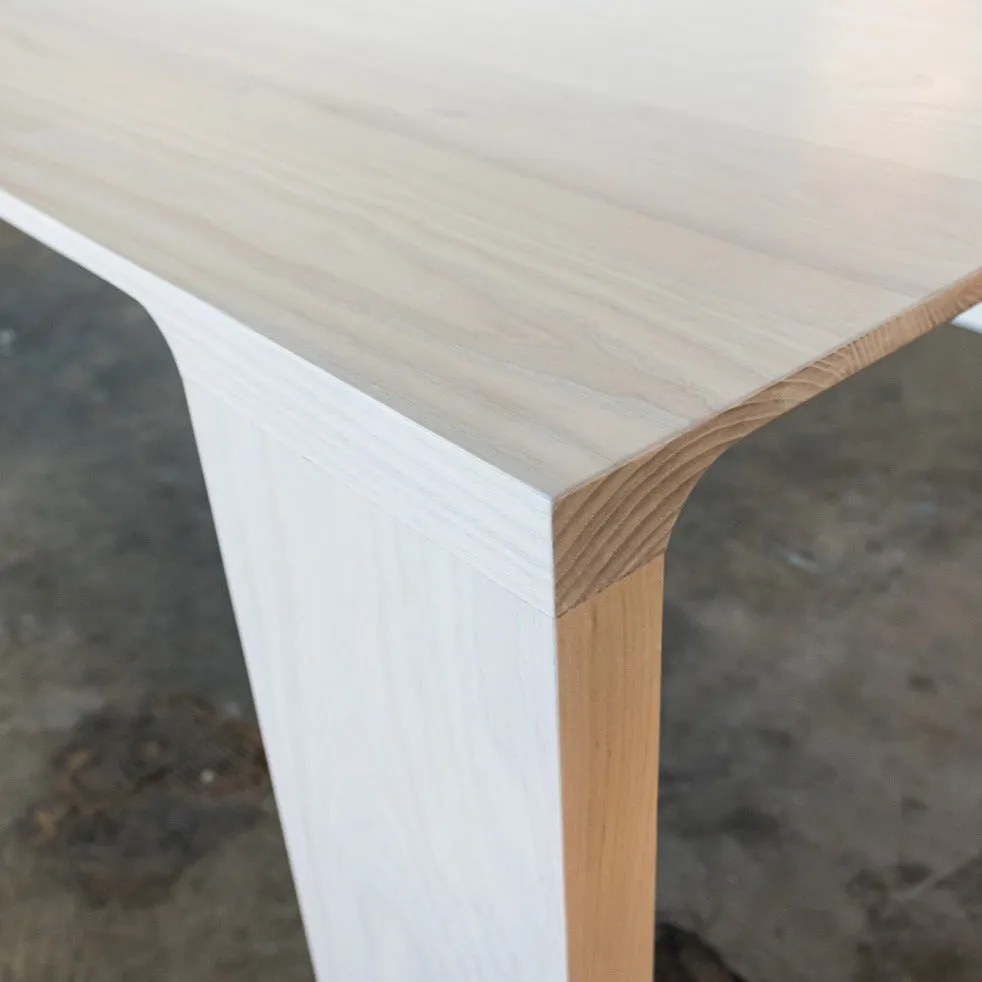 Lumi Dining Table