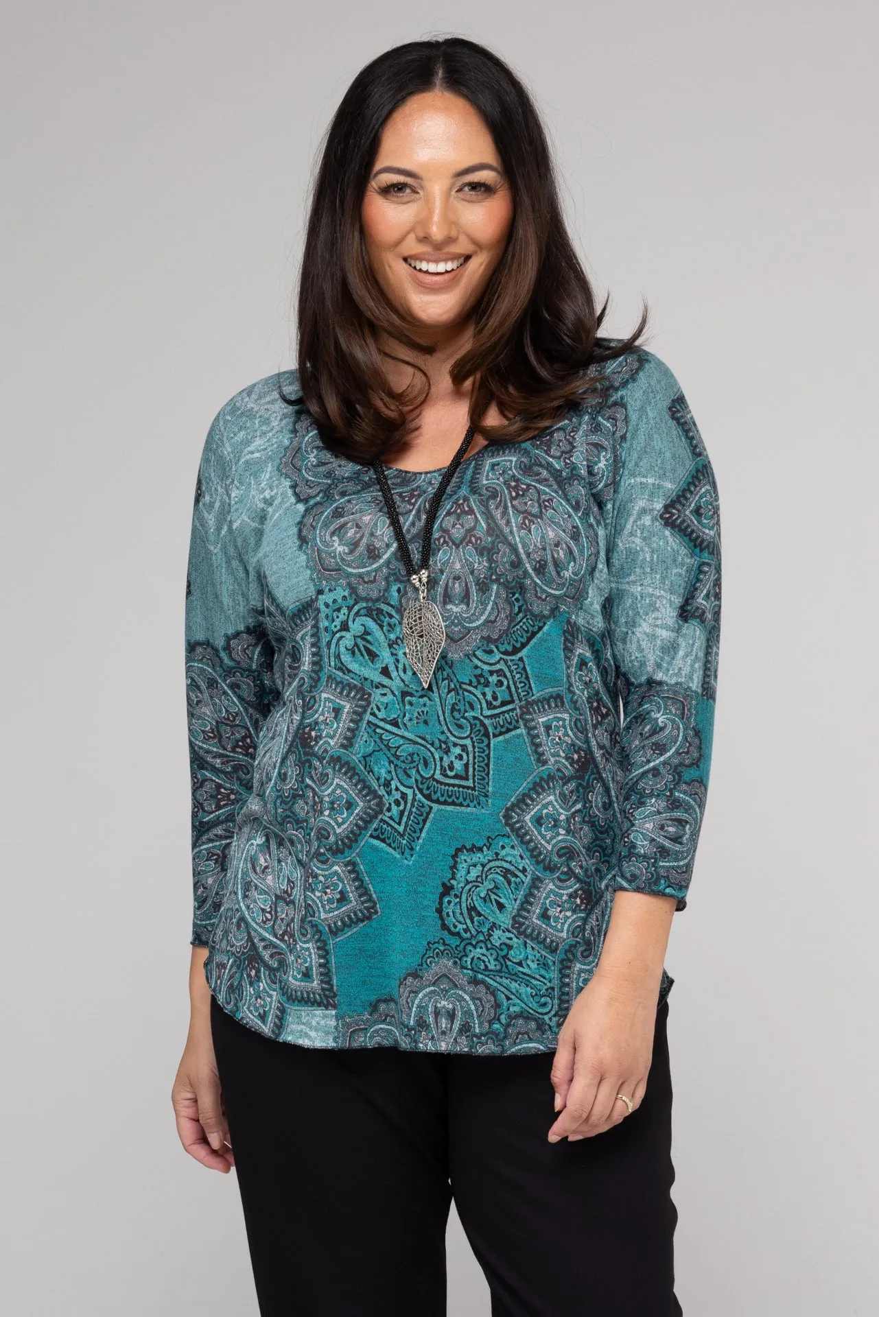 Mandala Print 3/4 Sleeve Jersey Top