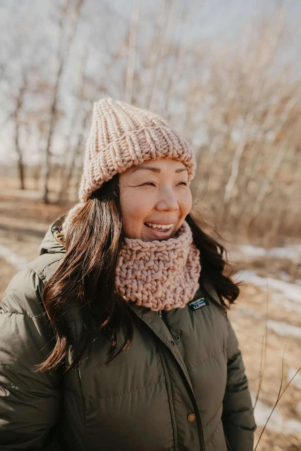 Mauve Peruvian Wool Hand Knit Cowl