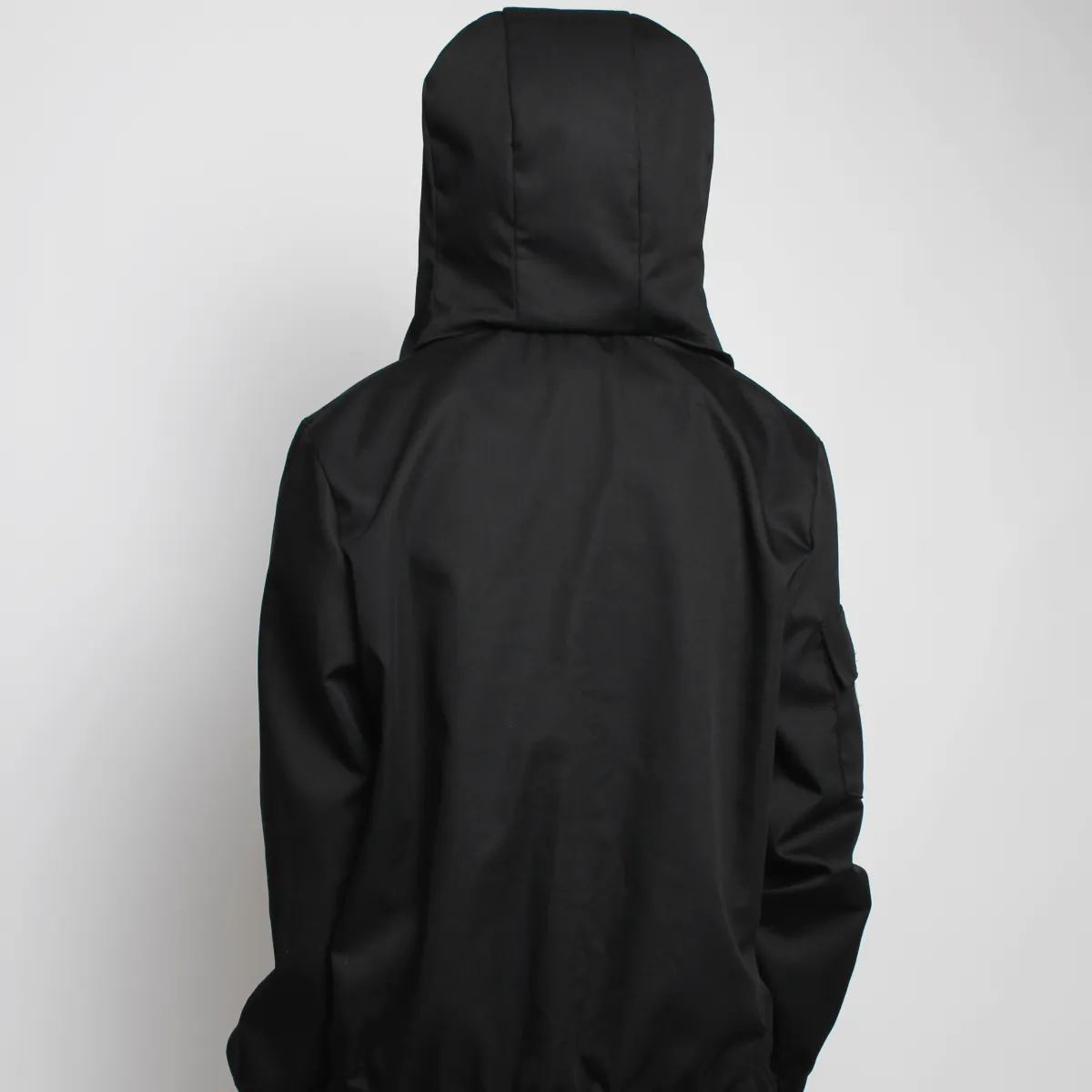 MULTI POCKET WINDCHEATER BLACK