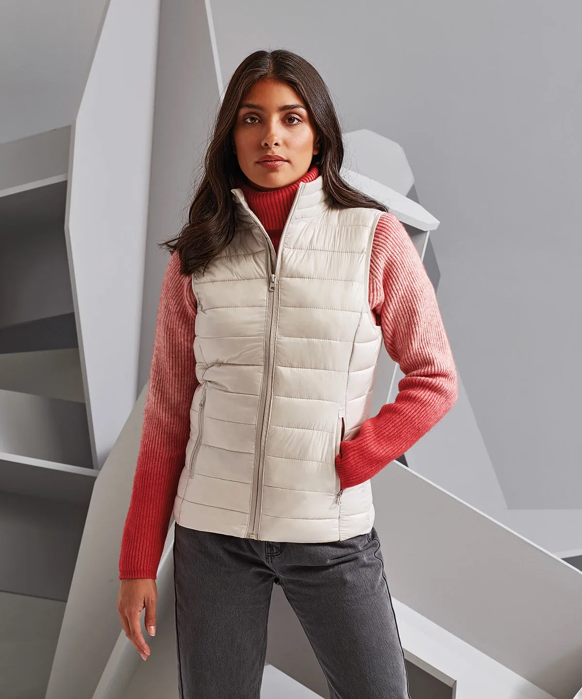 Red - Women's terrain padded gilet