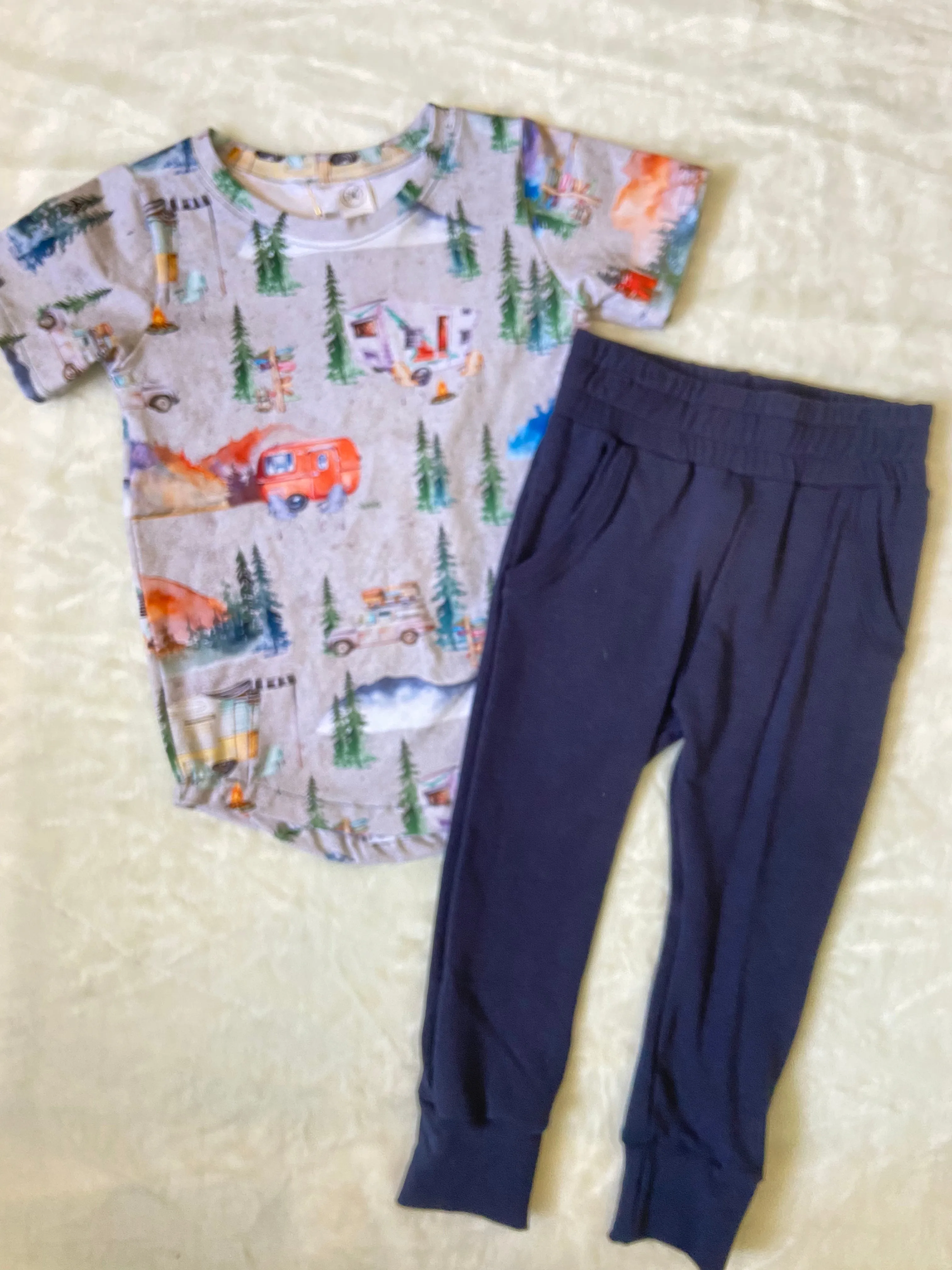 T-shirt   Joggers Set - Vintage Campers