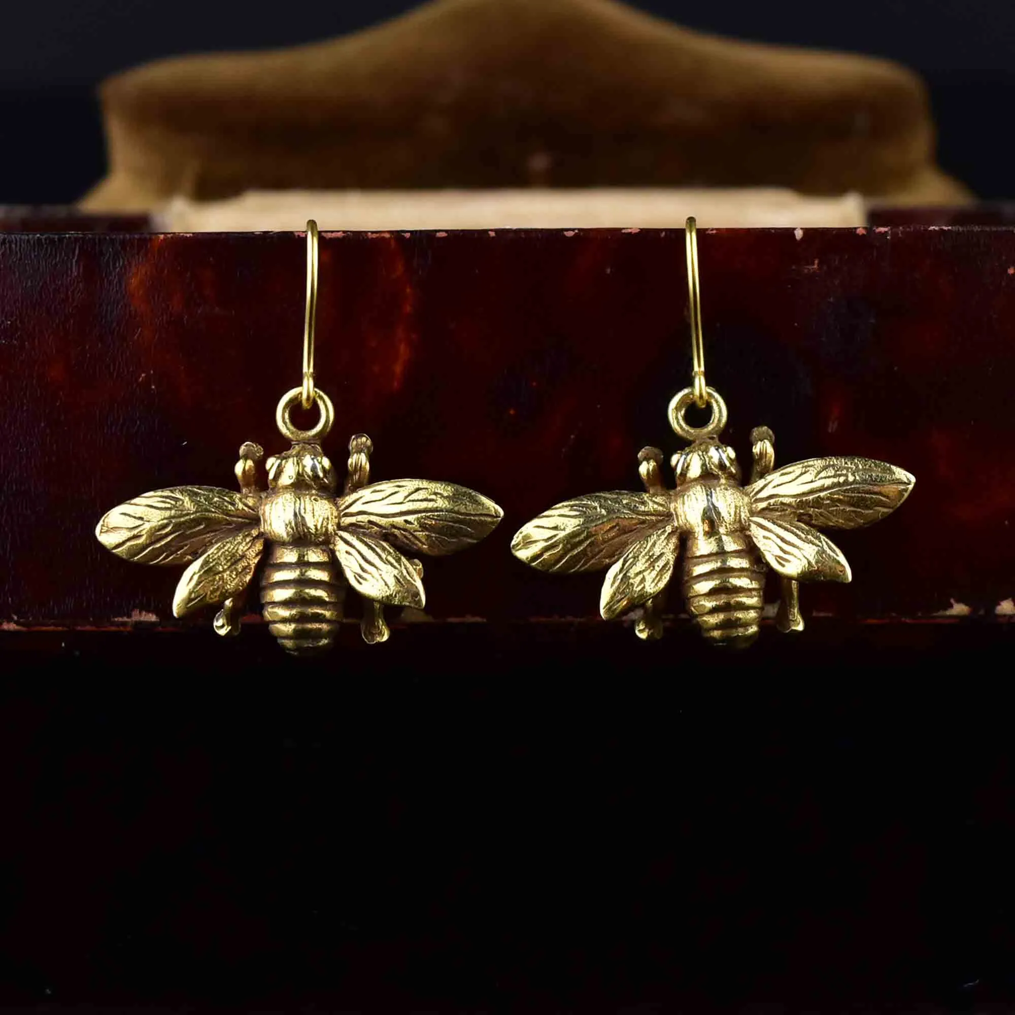 Vintage Gold Bumble Bee Dangle Earrings