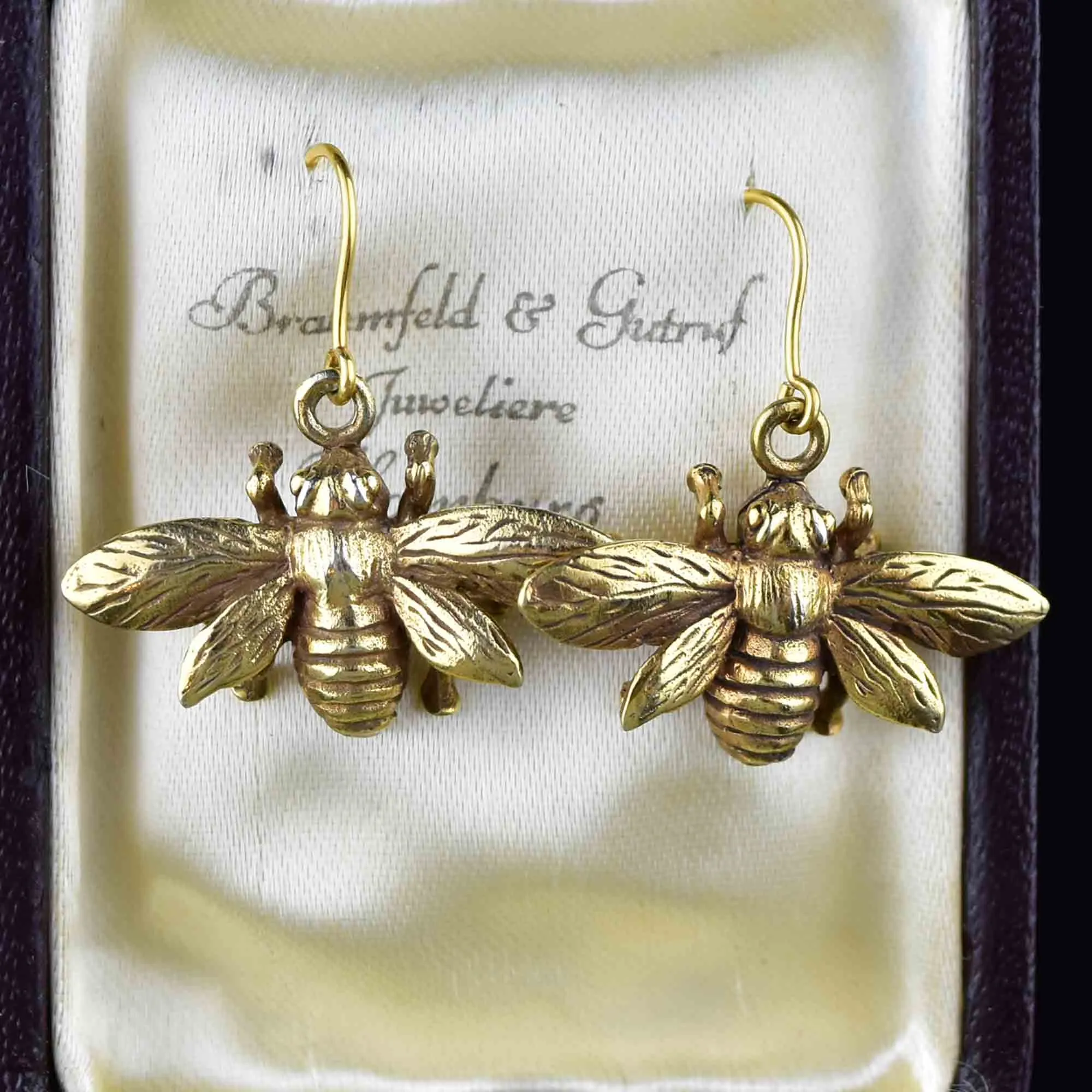 Vintage Gold Bumble Bee Dangle Earrings