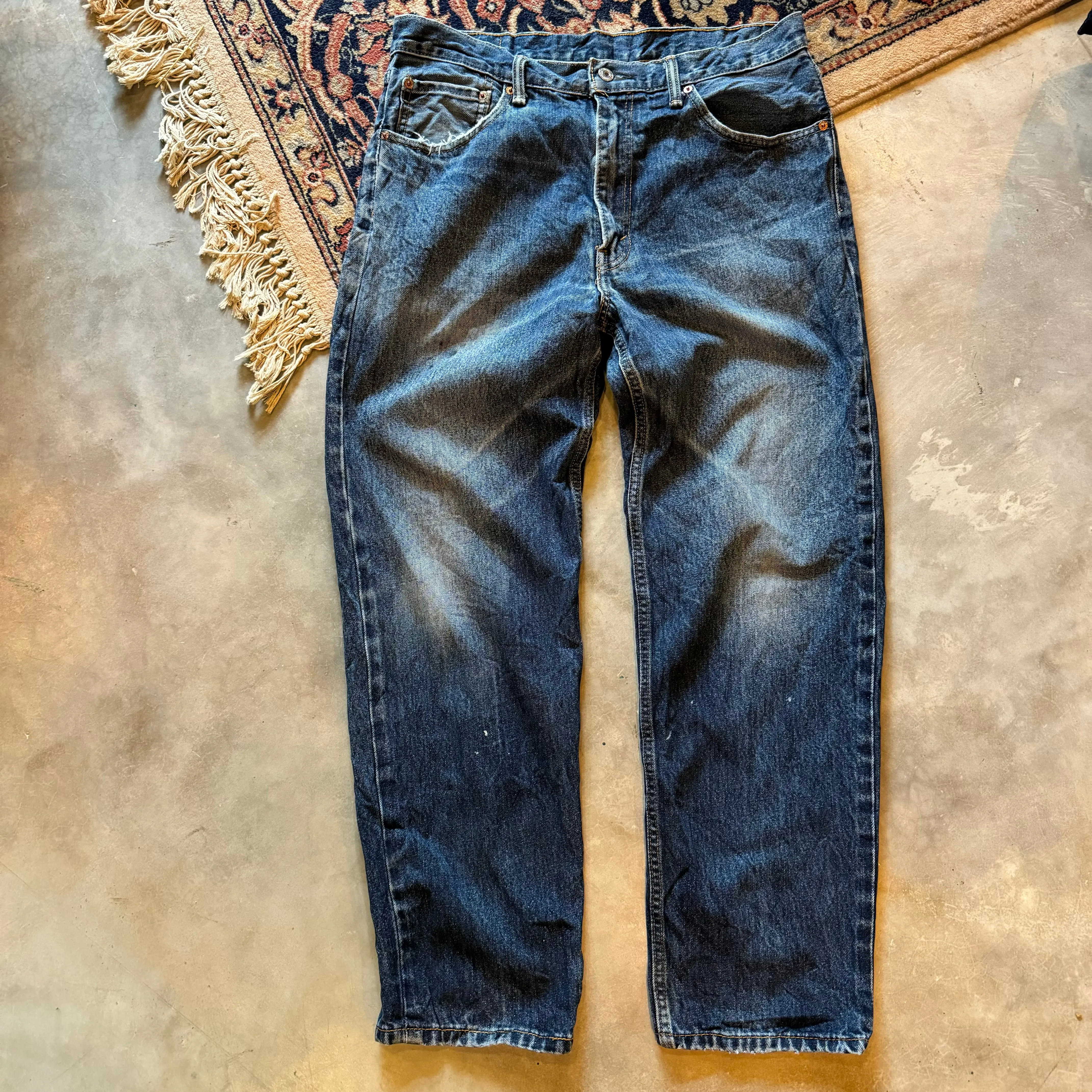 Vintage Levi 550 Blue Wash 35" 30"